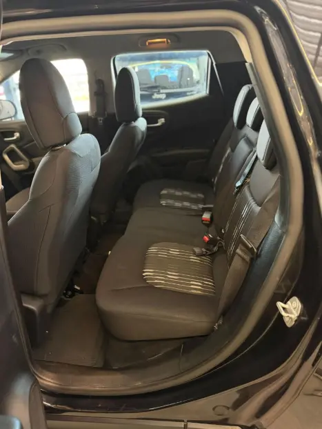 FIAT Toro 1.8 16V FLEX EVO ENDURANCE, Foto 17