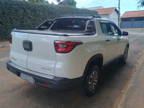 FIAT Toro 1.8 16V FLEX EVO ENDURANCE, Foto 2