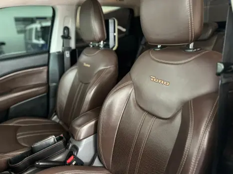 FIAT Toro 2.0 16V 4P VOLCANO 4WD TURBO DIESEL AUTOM�TICO, Foto 16