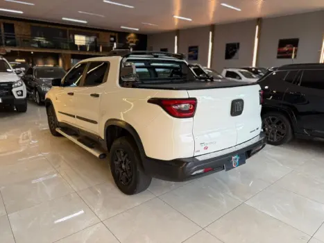 FIAT Toro 2.0 16V 4P 4WD FREEDOM TURBO DIESEL  AUTOM�TICO, Foto 4