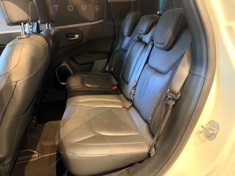 FIAT Toro 2.0 16V 4P VOLCANO 4WD TURBO DIESEL AUTOM�TICO, Foto 4