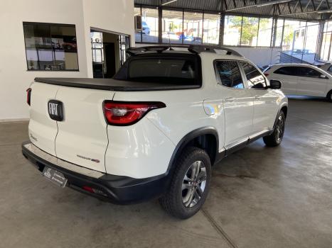 FIAT Toro 2.0 16V 4P 4WD FREEDOM TURBO DIESEL  AUTOM�TICO, Foto 4