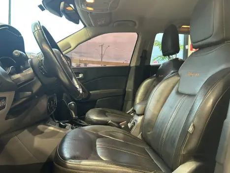 FIAT Toro 2.0 16V 4P VOLCANO 4WD TURBO DIESEL AUTOMÁTICO, Foto 9