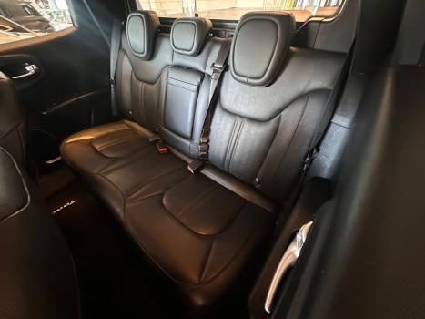 FIAT Toro 2.4 16V 4P MULTIAIR FLEX VOLCANO AUTOM�TICO, Foto 7