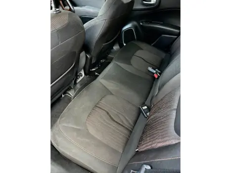 FIAT Toro 2.4 16V 4P MULTIAIR FLEX VOLCANO AUTOM�TICO, Foto 11