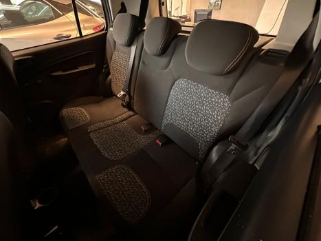 FIAT Uno 1.0 4P FLEX EVO ATTRACTIVE, Foto 8