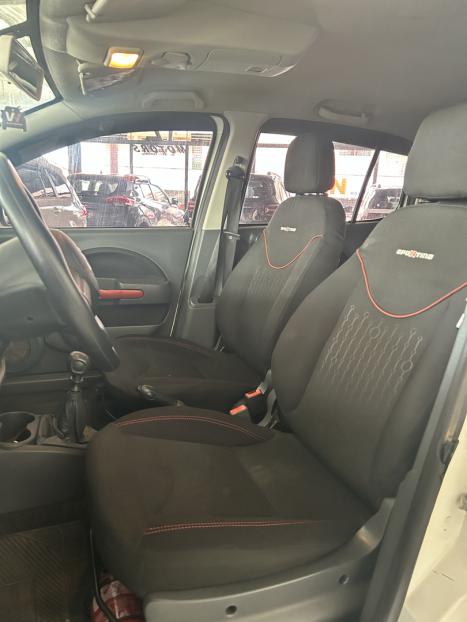 FIAT Uno 1.4 FLEX SPORTING, Foto 8