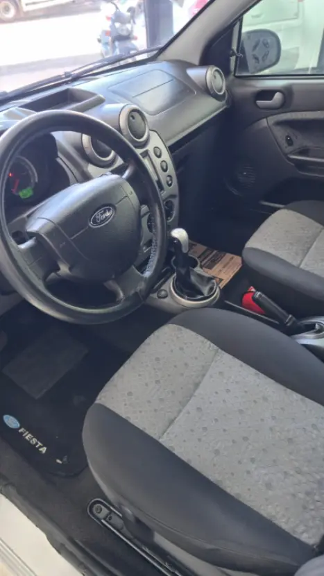 FORD Fiesta Hatch 1.6 4P CLASS FLEX, Foto 10