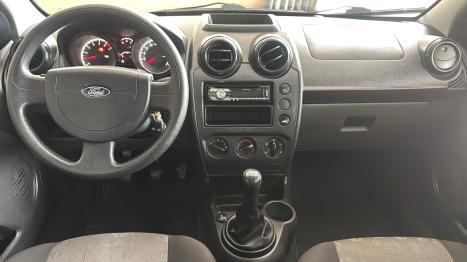 FORD Fiesta Hatch 1.0, Foto 9