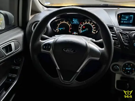 FORD Fiesta Hatch 1.6 16V 4P FLEX SE POWERSHIFT AUTOM�TICO, Foto 16