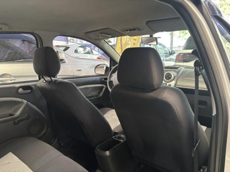 FORD Fiesta Hatch 1.0 4P FLEX, Foto 12