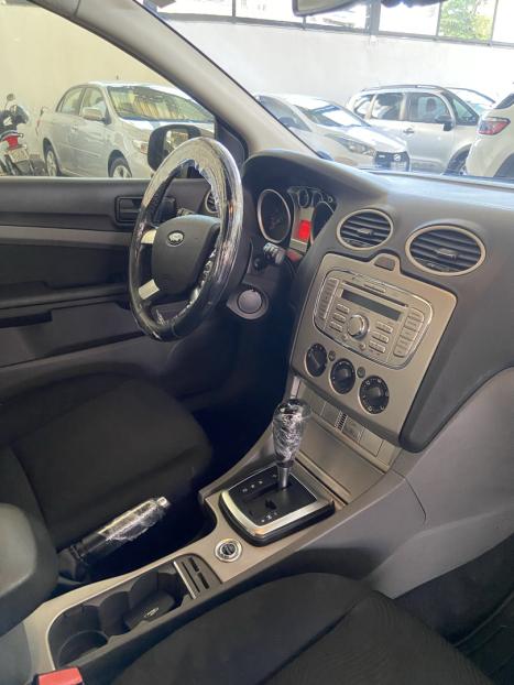 FORD Focus Hatch 2.0 16V 4P GLX FLEX AUTOM�TICO, Foto 8