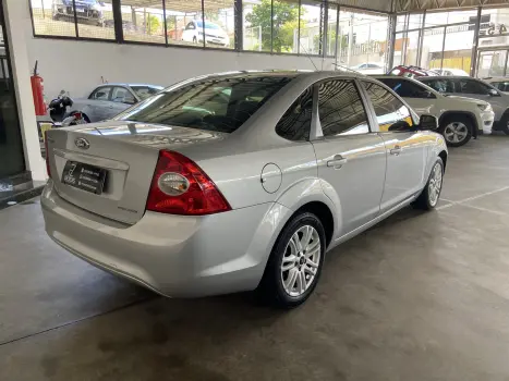 FORD Focus Hatch 2.0 16V 4P GLX FLEX AUTOM�TICO, Foto 4