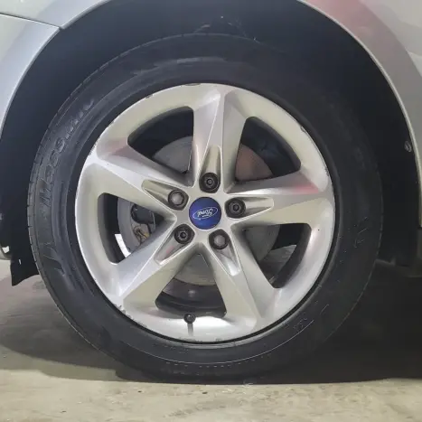 FORD Focus Sedan 1.6 4P GL FLEX, Foto 7 FORD Focus Sedan 1.6 4P GL FLEX, Foto 7