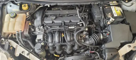 FORD Focus Sedan 1.6 4P GL FLEX, Foto 8 FORD Focus Sedan 1.6 4P GL FLEX, Foto 8