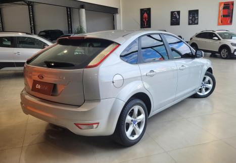FORD Focus Sedan 1.6 16V 4P GL FLEX, Foto 3