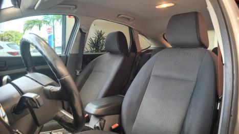 FORD Focus Sedan 1.6 16V 4P GL FLEX, Foto 11