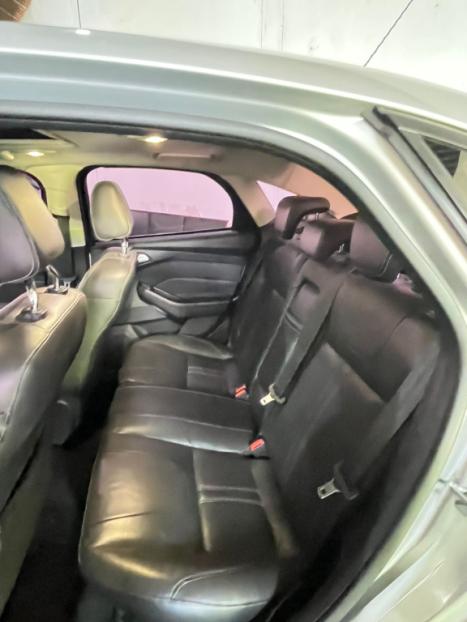 FORD Focus Sedan 2.0 16V 4P FLEX TITANIUM POWERSHIFT AUTOM�TICO, Foto 9