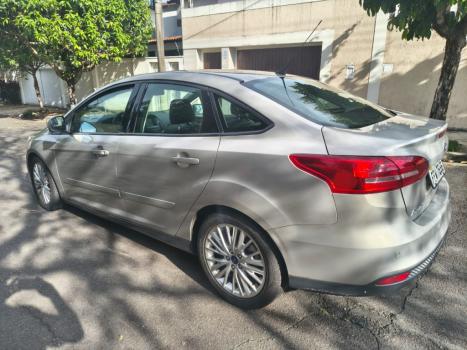 FORD Focus Sedan 2.0 16V 4P FLEX SE POWERSHIFT AUTOMÁTICO, Foto 7