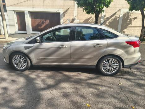 FORD Focus Sedan 2.0 16V 4P FLEX SE POWERSHIFT AUTOMÁTICO, Foto 14