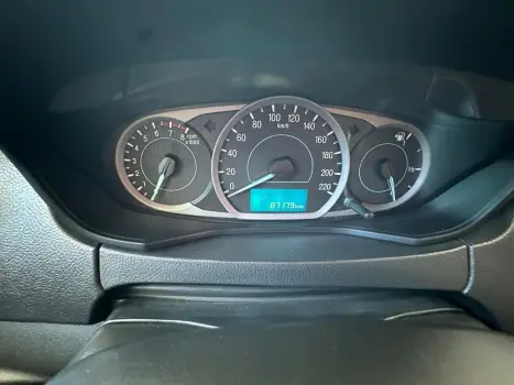 FORD Ka Hatch 1.5 12V 4P FLEX TI-VCT SE PLUS, Foto 8