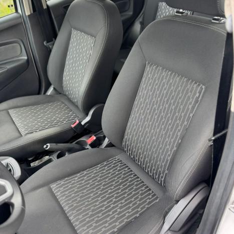 FORD Ka Hatch 1.5 16V FLEX SIGMA SE, Foto 14