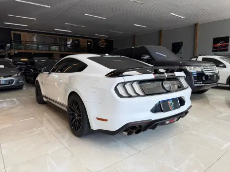 FORD Mustang 5.0 V8 32V TI-VCT MACH 1 SELECTSHIFT AUTOMÁTICO, Foto 4