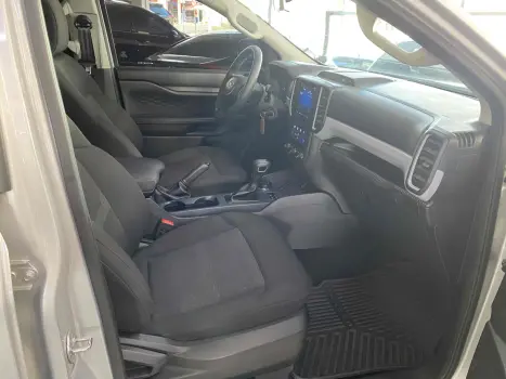 FORD Ranger 2.0 4P TURBO DIESEL XLS 4X4 CABINE DUPLA AUTOM�TICO, Foto 13