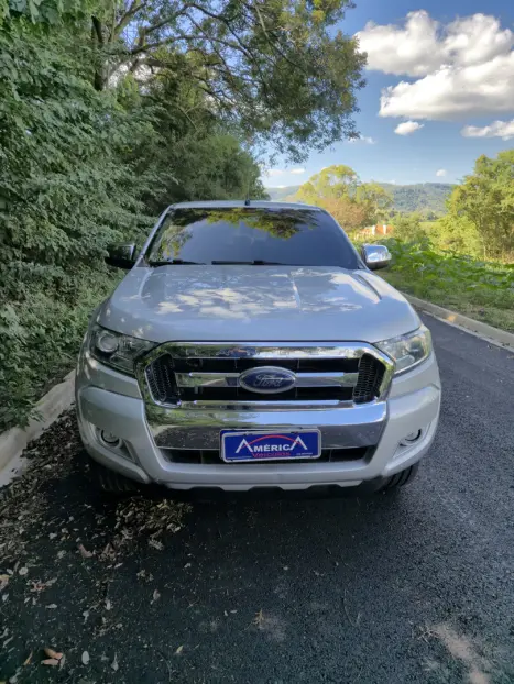 FORD Ranger 2.5 16V FLEX XLT CABINE DUPLA, Foto 8