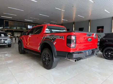 FORD Ranger 3.0 V6 24V CABINE DUPLA RAPTOR 4X4 AUTOM�TICO, Foto 4