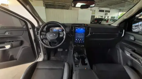FORD Ranger 3.0 V6 4X4 LIMITED TURBO DIESEL CABINE DUPLA AUTOMÁTICO, Foto 6