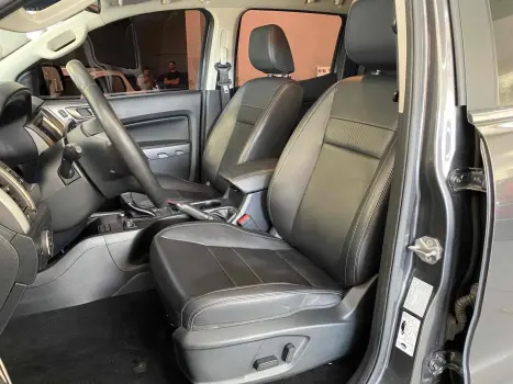 FORD Ranger 3.2 20V CABINE DUPLA 4X4 LIMITED TURBO DIESEL AUTOMTICO, Foto 9