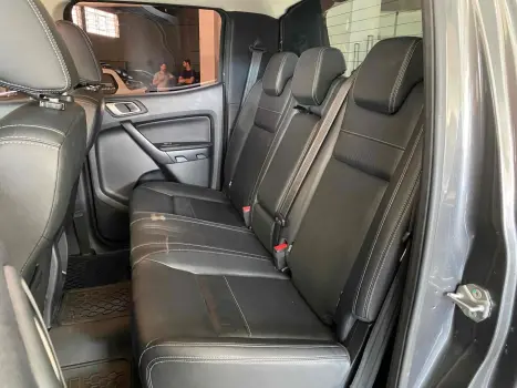 FORD Ranger 3.2 20V CABINE DUPLA 4X4 LIMITED TURBO DIESEL AUTOMTICO, Foto 11