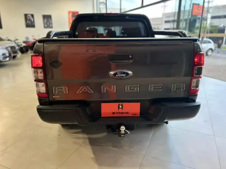 FORD Ranger 3.2 20V CABINE DUPLA 4X4 STORM TURBO DIESEL AUTOMTICO, Foto 7