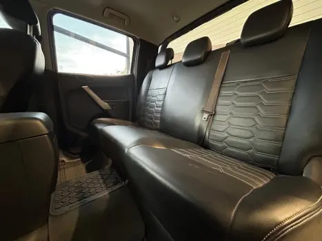 FORD Ranger 3.2 20V CABINE DUPLA 4X4 STORM TURBO DIESEL AUTOMTICO, Foto 20