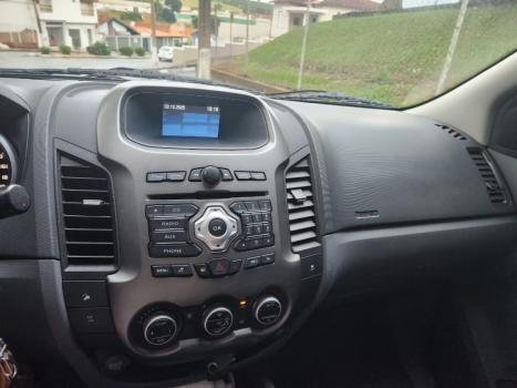 FORD Ranger 3.2 20V XLT 4X4 CABINE DUPLA TURBO DIESEL AUTOM�TICO, Foto 4