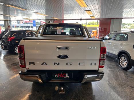 FORD Ranger 3.2 20V XLT 4X4 CABINE DUPLA TURBO DIESEL AUTOM�TICO, Foto 3