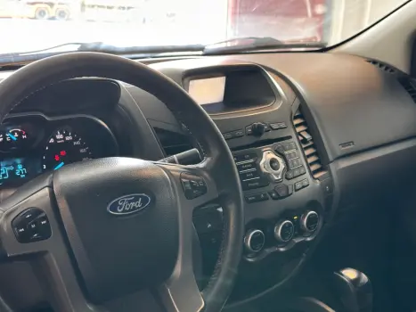 FORD Ranger 3.2 20V XLT 4X4 CABINE DUPLA TURBO DIESEL AUTOM�TICO, Foto 6