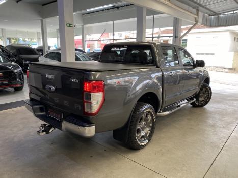 FORD Ranger 3.2 20V XLT 4X4 CABINE DUPLA TURBO DIESEL AUTOM�TICO, Foto 4