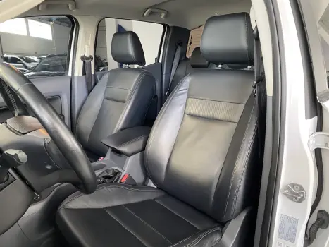 FORD Ranger 3.2 20V XLT 4X4 CABINE DUPLA TURBO DIESEL AUTOM�TICO, Foto 9