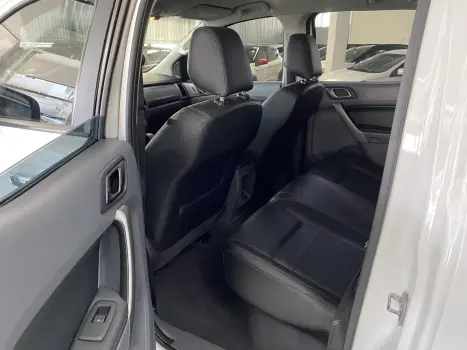 FORD Ranger 3.2 20V XLT 4X4 CABINE DUPLA TURBO DIESEL AUTOM�TICO, Foto 10
