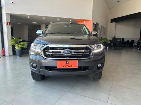 FORD Ranger 3.2 20V XLT 4X4 CABINE DUPLA TURBO DIESEL AUTOMÁTICO, Foto 2