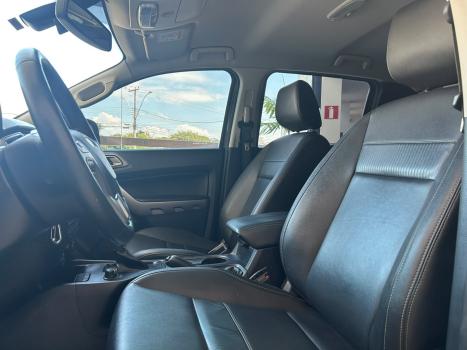 FORD Ranger 3.2 20V XLT 4X4 CABINE DUPLA TURBO DIESEL AUTOMÁTICO, Foto 10