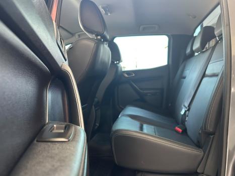 FORD Ranger 3.2 20V XLT 4X4 CABINE DUPLA TURBO DIESEL AUTOMÁTICO, Foto 11