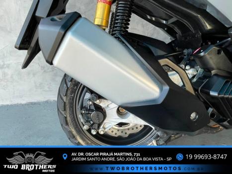 HONDA ADV 160 , Foto 2