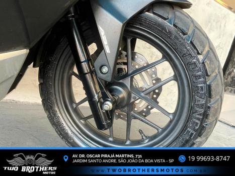 HONDA ADV 160 , Foto 3