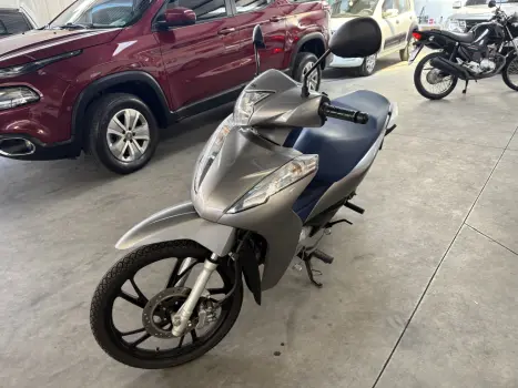 HONDA Biz 125 EX, Foto 8