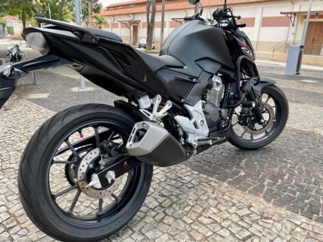 HONDA CB 300 F Twister FLEX CBS, Foto 6