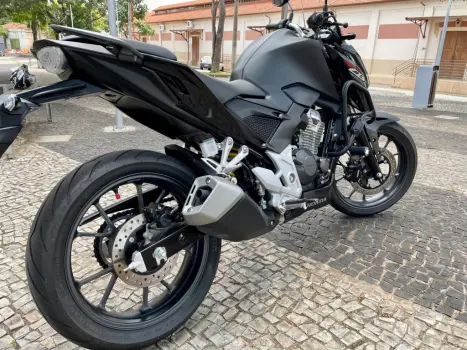HONDA CB 300 F Twister FLEX CBS, Foto 6