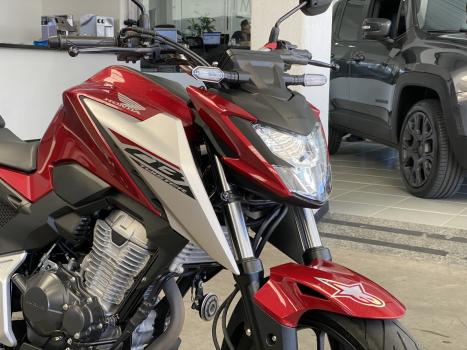 HONDA CB 300 F Twister FLEX CBS, Foto 4